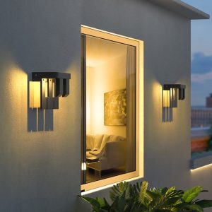 NOV379 Minimallist Metal Solar Outdoor Garden/Yard Wall Lamp, Black